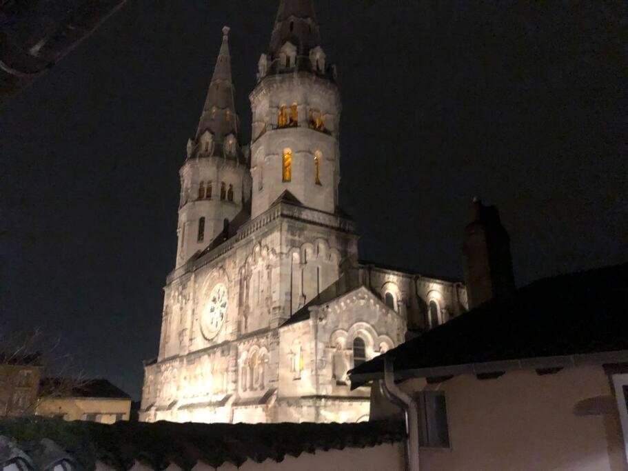 Detente Centre Historique De Macon Avec Spa Et Cine 외부 사진